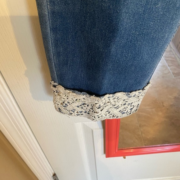 Jeans - Picture 3 of 5